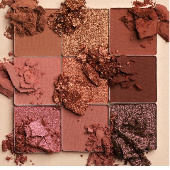 Huda Beauty MEDIUM Nude Eyeshadow Palette NEW ☆ FREE GIFT ☆ - Picture 2 of 2